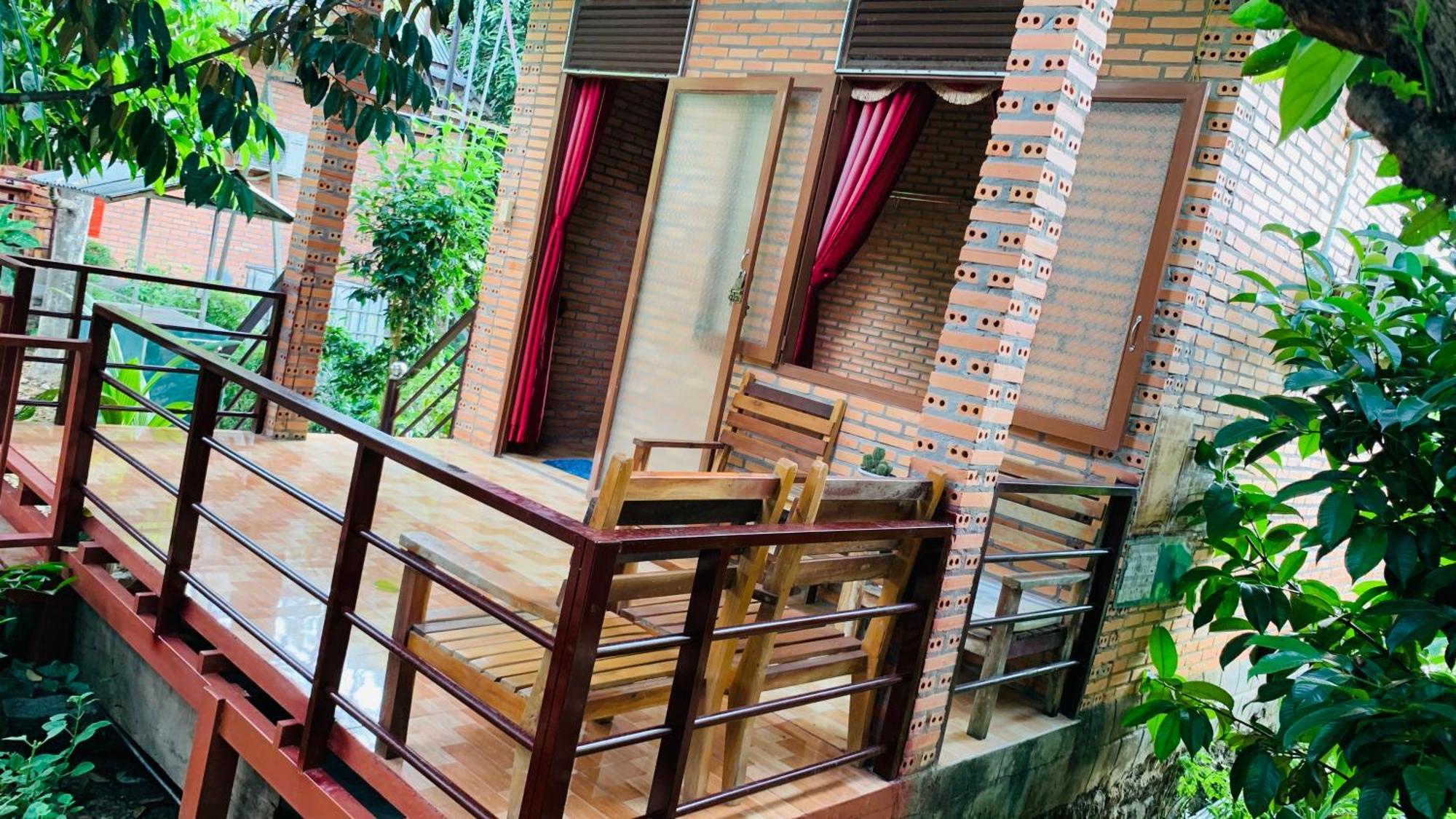 Gibbon Singing Home Stay Quan Tom Exterior foto