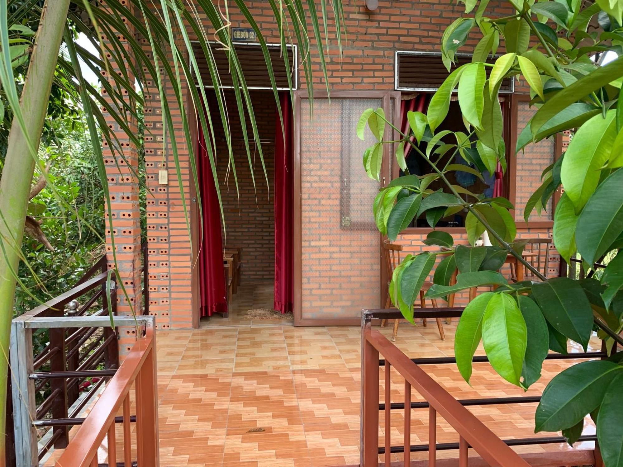 Gibbon Singing Home Stay Quan Tom Exterior foto